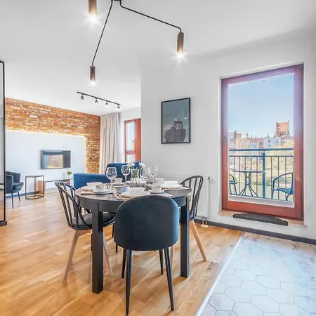 Citystay Waterlane Island Apartment Gdansk
